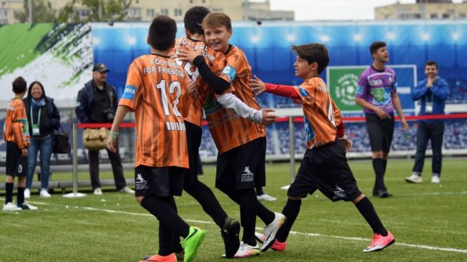 FIFTH SEASON OF GAZPROM FOOTBALL FOR FRIENDSHIP INTERNATIONAL CHILDRENS SOCIAL PROGRAMME (PRNewsfoto/Gazprom)