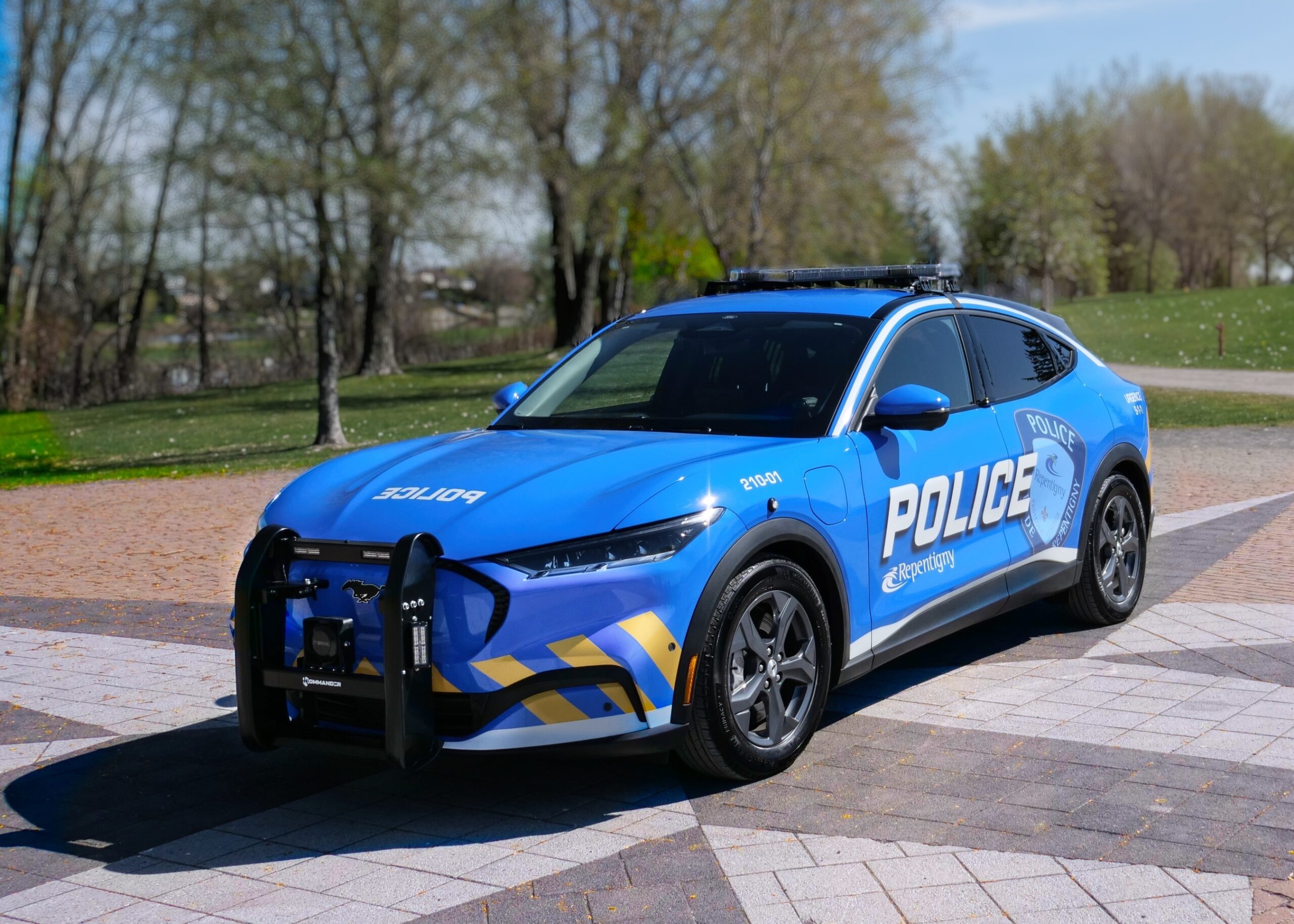 Ville de Repentigny-Repentigny-s new electric police car goes on