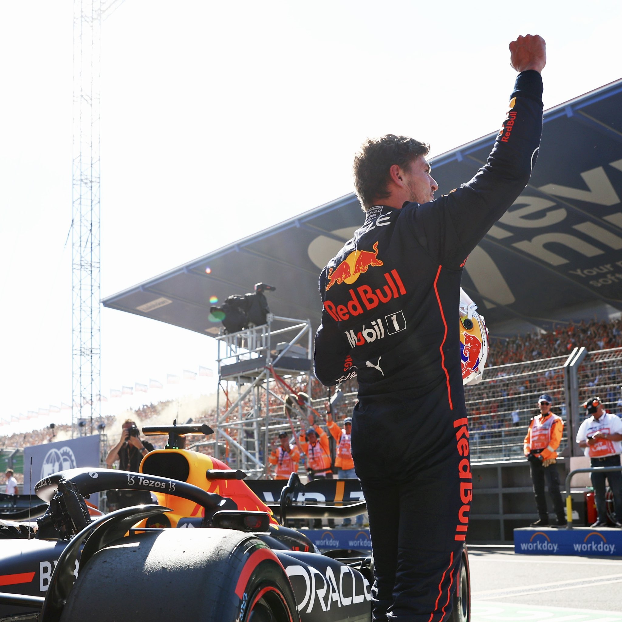 Orange Flares Take Over Dutch Grand Prix, Verstappen Takes P1 - GTA Weekly