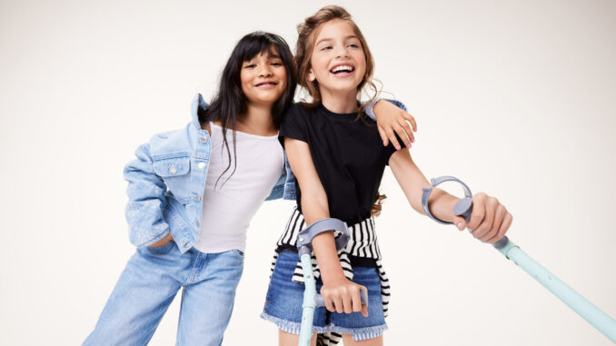 CAT & JACK® EXCLUSIVELY LAUNCHES AT HUDSON'S BAY